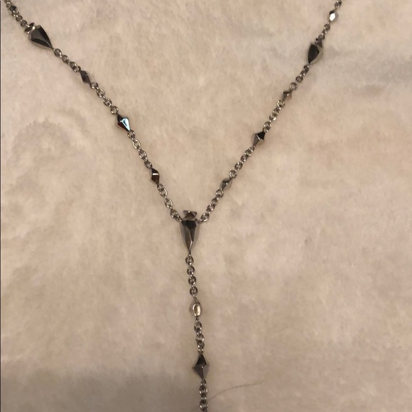 Kendra Scott Necklace - Picture 3 of 4